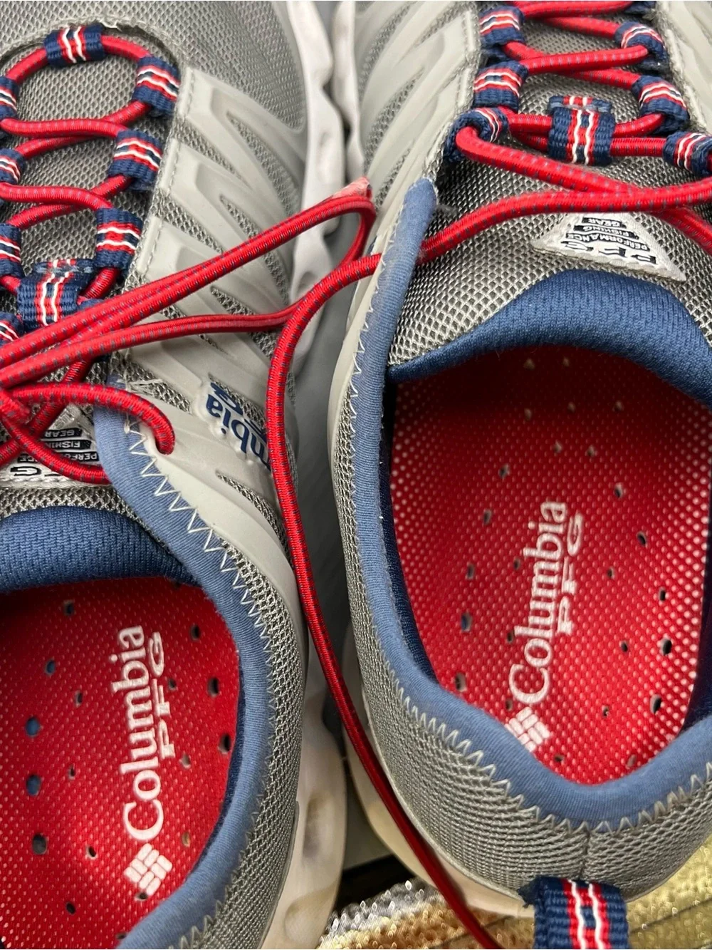 Columbia PFG Megavent II Boat Shoes 10.5 Gray Techlite Blood N Guts YM2471-033